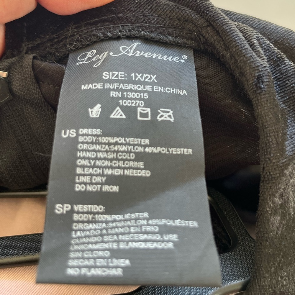 Leg Avenue Black Witch Costume with Accessories - Picture 2 of 6